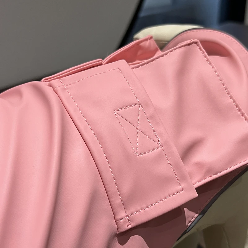 Pocket flap and stitching detail